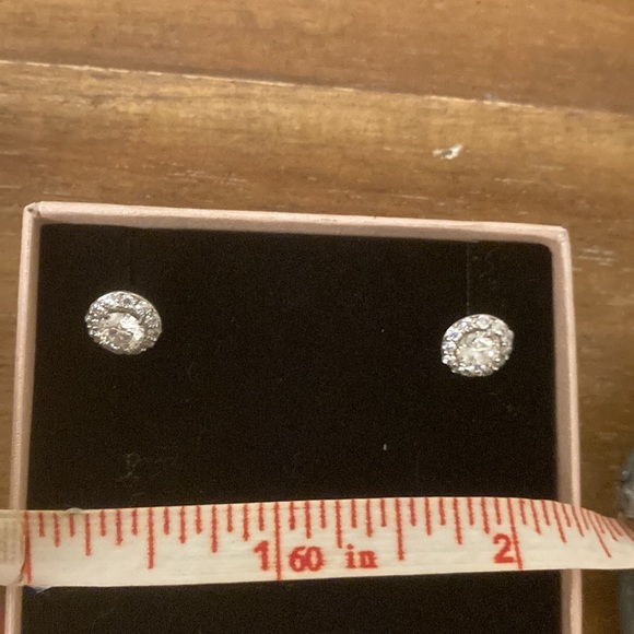 SPECTACULAR Moissanite Stud Earrings - Picture 2 of 5